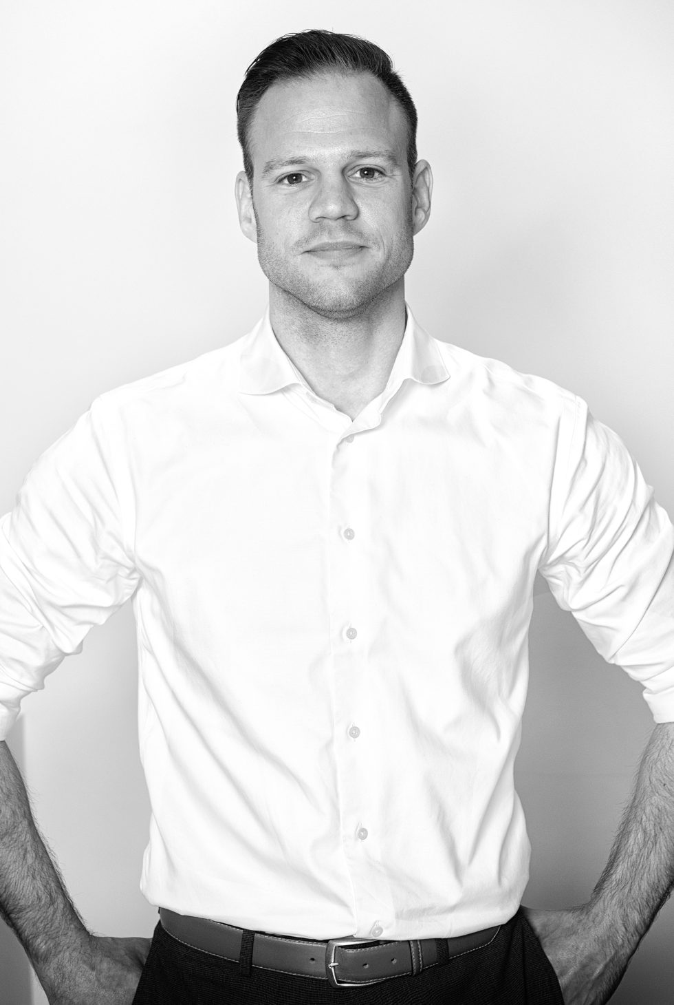 Qualified.technology loading=